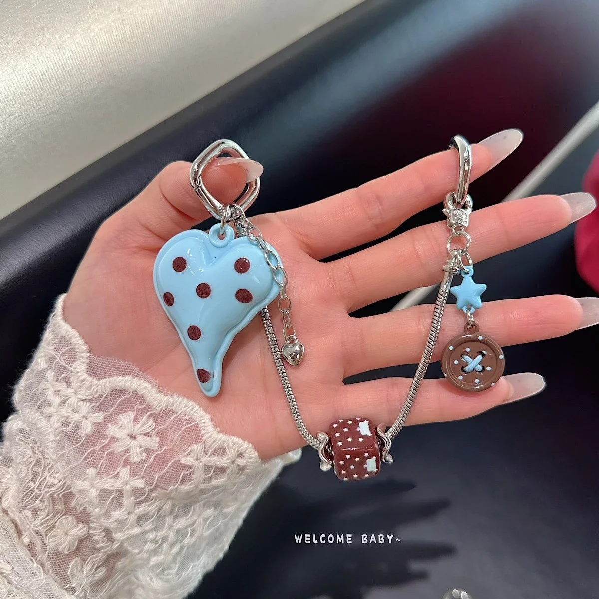 Trend Polka-Dot Phone Chain Heart-Shaped Beads Button Phone Lanyard Heart Pendant Y2K Phone Charm Phone Case Universal Decoratio