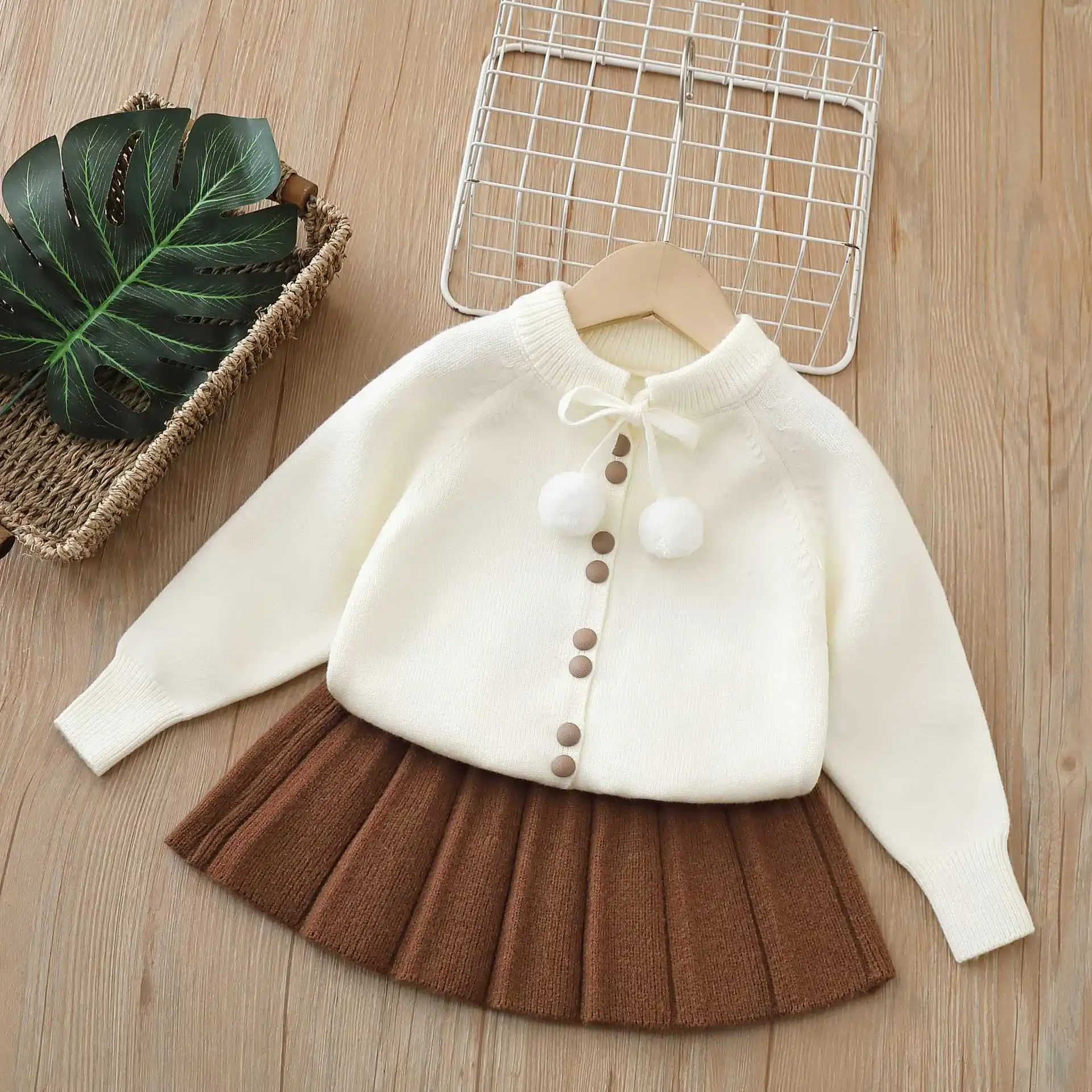 Girls Knitted Set New Pom-Pom Bow Toddler Sweet Style Cardigan Sweater Pleated Skirt Two-Piece Set 2-6T