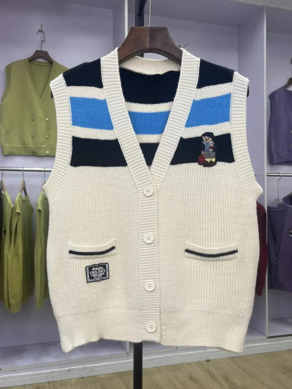 High Quality Winter Cardigan Sweater Vest American Preppy Style Cute Cartoon Badge Embroidery V-neck Knitted Sleeveless Tank Top