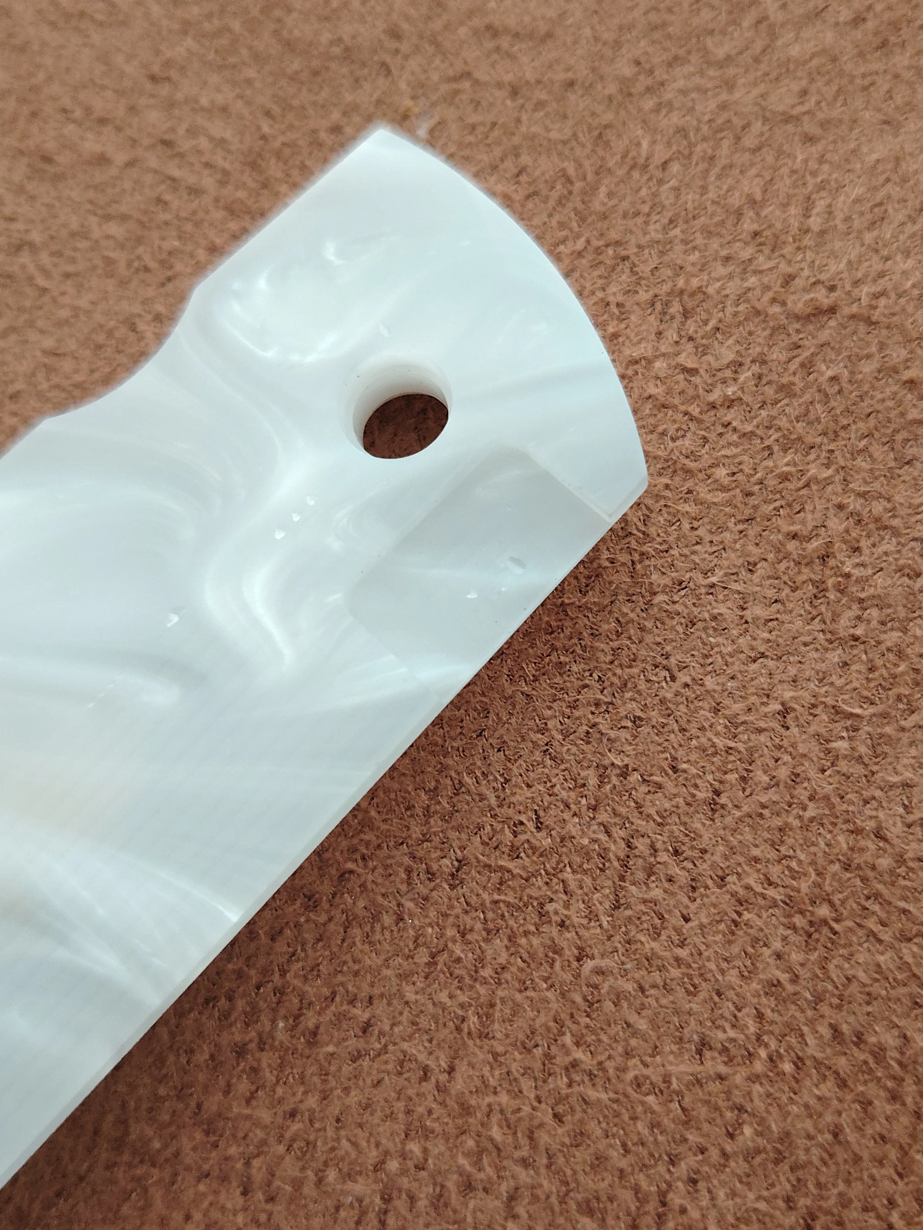 1911 Grips Full Size,White pearl with Punisher Skull,Fits Colt,Kimber,Springfield,Remington,Rock Island,Government Commander