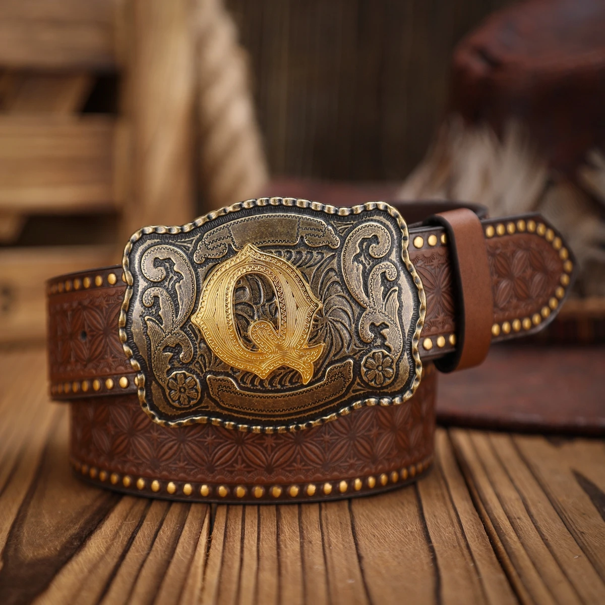 Ein Gürtel aus PU-Leder im Western-Stil für Damen und Herren, ein klassischer und lässiger Retro-Gürtel. – Detail 10