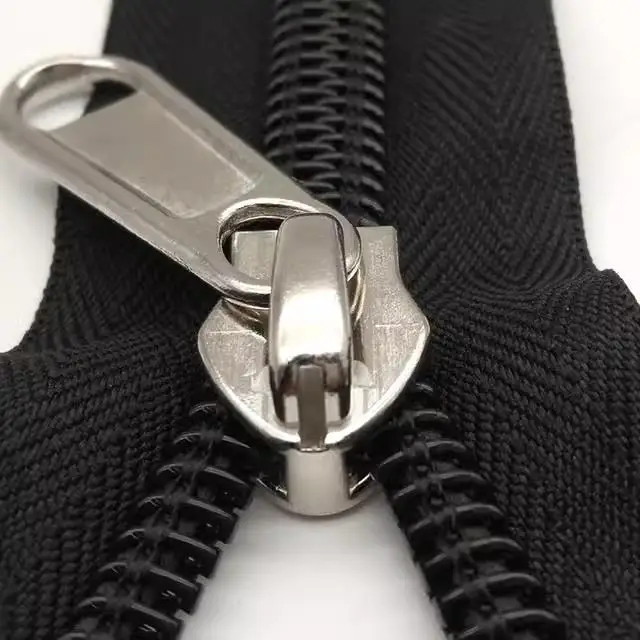 puxadores-de-ziper-de-nylon-reforcado-com-fecho-metalico-para-bolsas-e-malas-cabecas-de-ziper-marca-pampas-acessorios-de-co