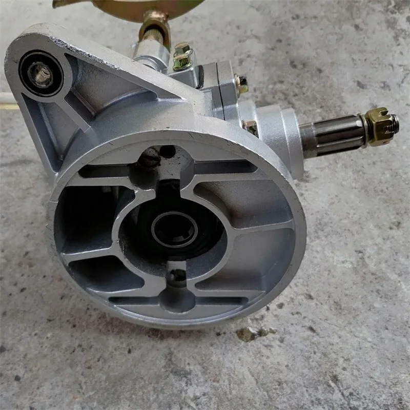 GY6 150 250 External Drive Shaft Reverser Assembly Heavy‑duty Transmission Spare Component for Scooter Kart ATV Modification