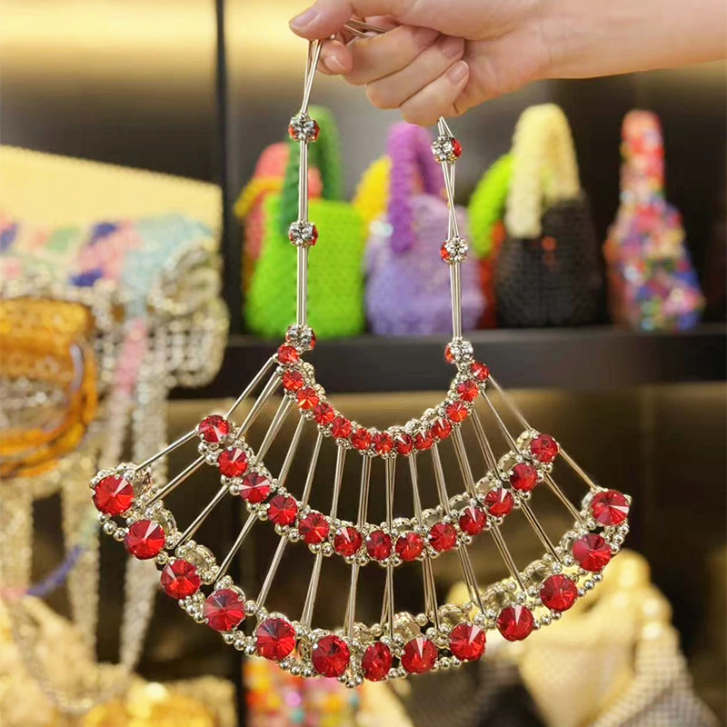 European and American red retro high-end diamond metal handmade bead fan-shaped woven hollow women's hand-held dinner bag view 6