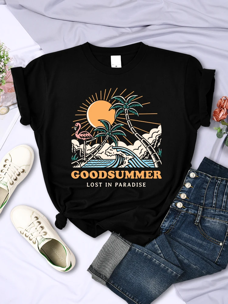 Good Summer Lost In Paradise Seaside Sunbathing Womens T Shirts Harajuku Loose T-Shirt Sport Casual Short Sleeve Luxury Tshirt