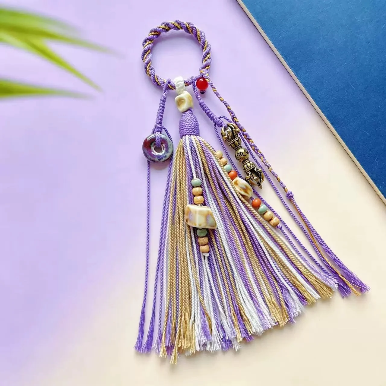 Tibetische Quaste mit Kupfermünzen und Perlen, Vajra-Stößel-Anhänger, gewebtes Lanyard, DIY-Schlüsselanhänger, Handyriemen, Taschen- und Auto-Hängeaccessoire – Detail 13