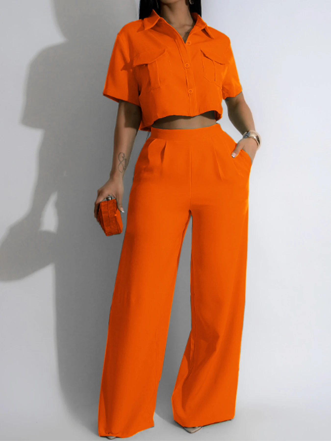 

Stylish Casual Two-Piece Set | Cropped Shirt + High-Waisted Wide-Leg Pants | Slimming & Height-Enhancing, Bold & Confident Look!