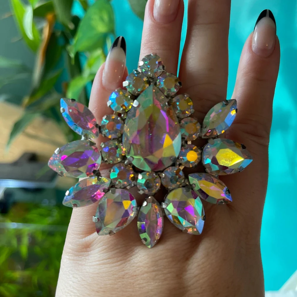 Stonefans Colorful Exaggerated Geometric Rings Adjustable Drag Queen Fashion Water Drop Rhinestone Finger Ring Handmade Jewelry view 3