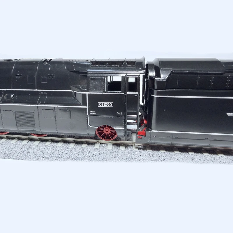 لعبة قطار HO من النوع 1/87، نسخة DC من قاطرة البخار BR01 المبسطة باللون الأسود، نموذج القطار هدية لعبة للأولاد #5
