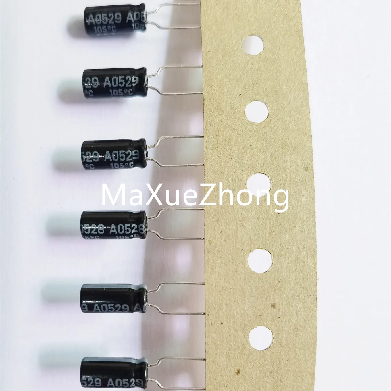 Original new 100% 35V27UF 27UF 35V 5X11 electrolytic capacitor 105 degree long life  (Inductor)