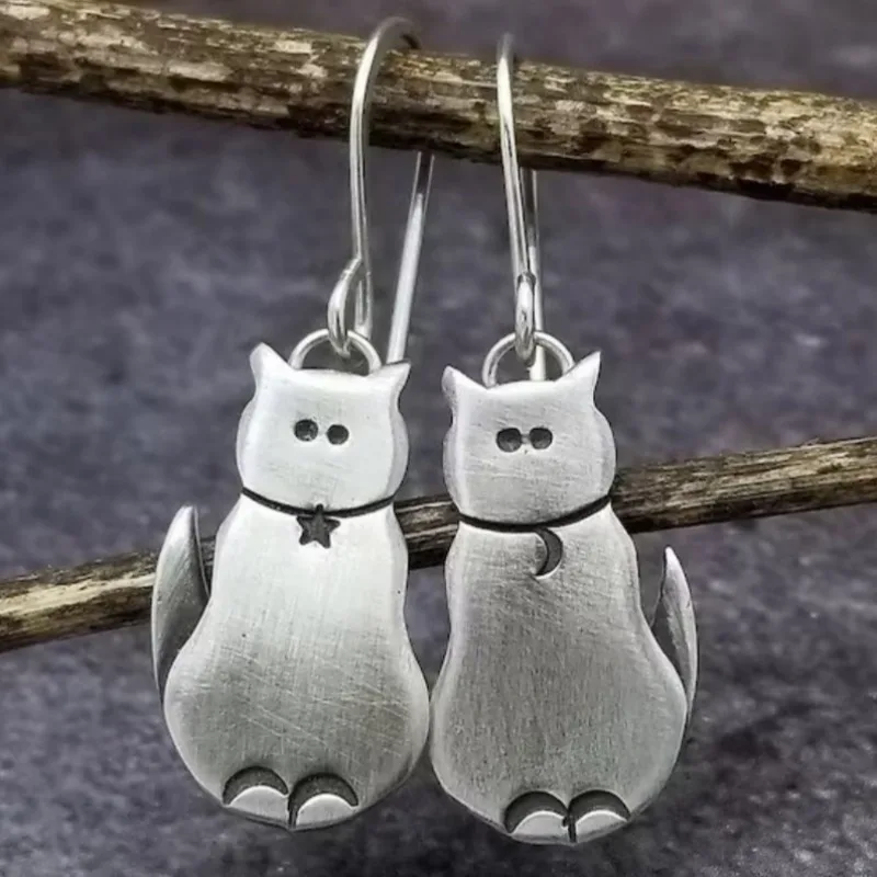 Cute cat earrings, holiday jewelry for women\'s holiday
