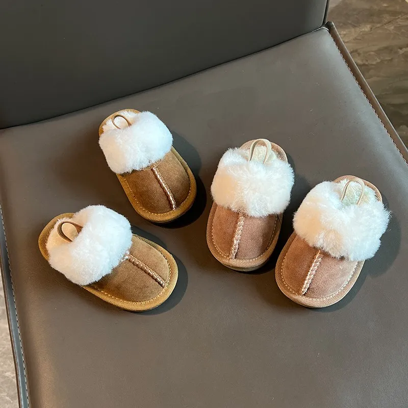 

2025 зимняя новая детская повседневная хлопковая обувь для девочек, модная корейская стильная нескользящая универсальная теплая детская обувь на мягкой подошве