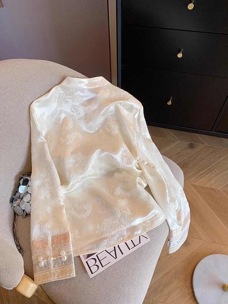 

Retro Chinese Sle Satin irt Women's Loose Fit Embroidered Heavy Work Side Buttoned Long Sve Faionable Autumn Top