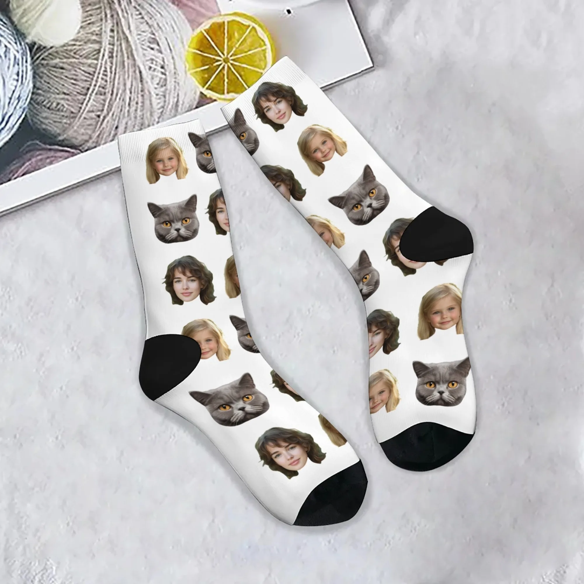 جوارب مخصصة للعائلة والقطط مطبوعة بشكل شخصي مع وجوه محبوبة للحيوانات الأليفة والكلاب أو القط تذكارية عائلية رائعة