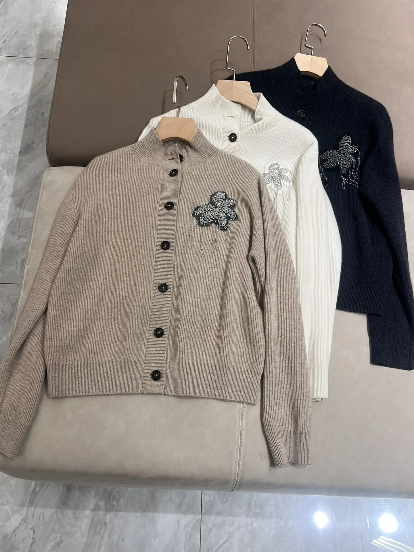 Autumn B*C 2024 Women\'s Cashmere Cardigan Long Sleeve Knitted Bead Necklace Floral Embroidery Jacket