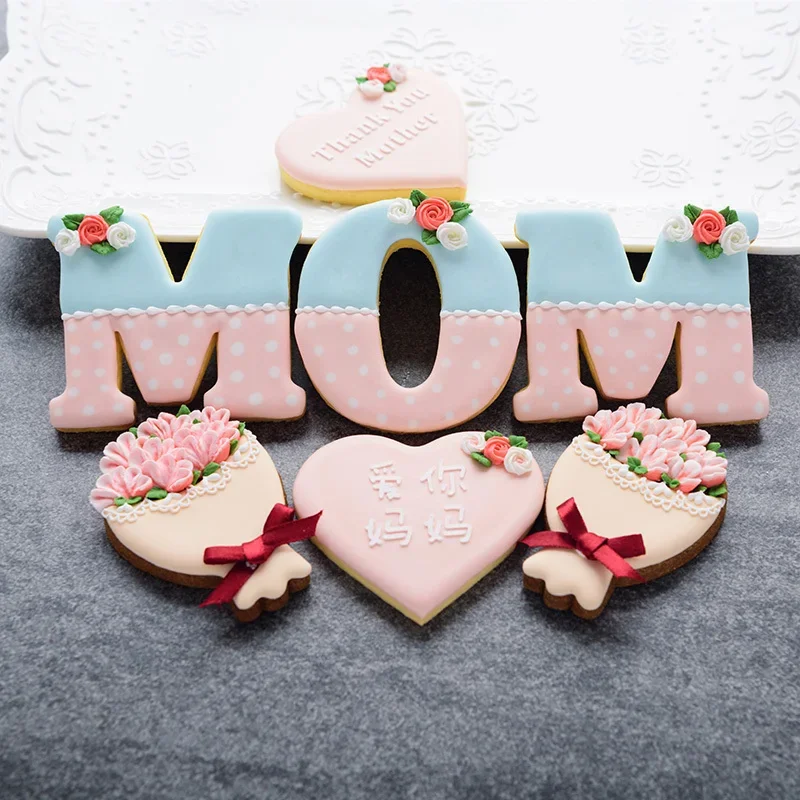 New Mother\'s Day Cookie Mold Mom Love Heart Shaped Cartoon Fondant Icing Cookie Cutter Novice DIY Baking Tool Cake Decorating