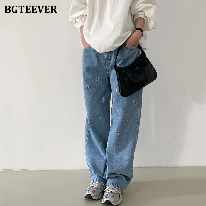 BGTEEVER Stylowe Luźne Spodnie Jeansowe z Szerokimi Nogawkami, Kieszeniami i Haftem, Damskie Wiosenno-Letnie Casualowe Jeansy z Wysokim Stanem