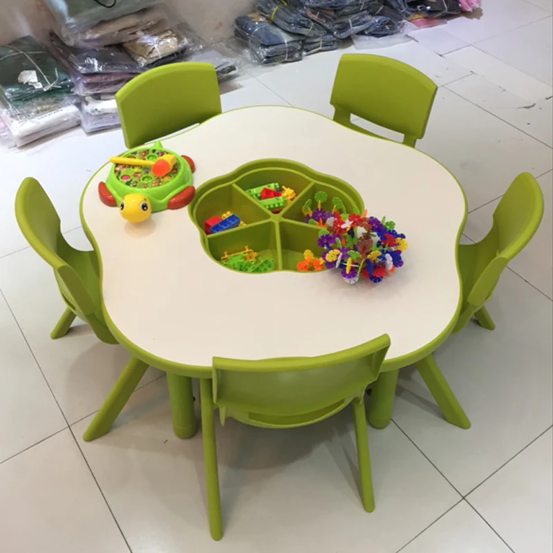 

Kindergarten plum blossom table children's game table handmade baby painting nurturing talent toy study
