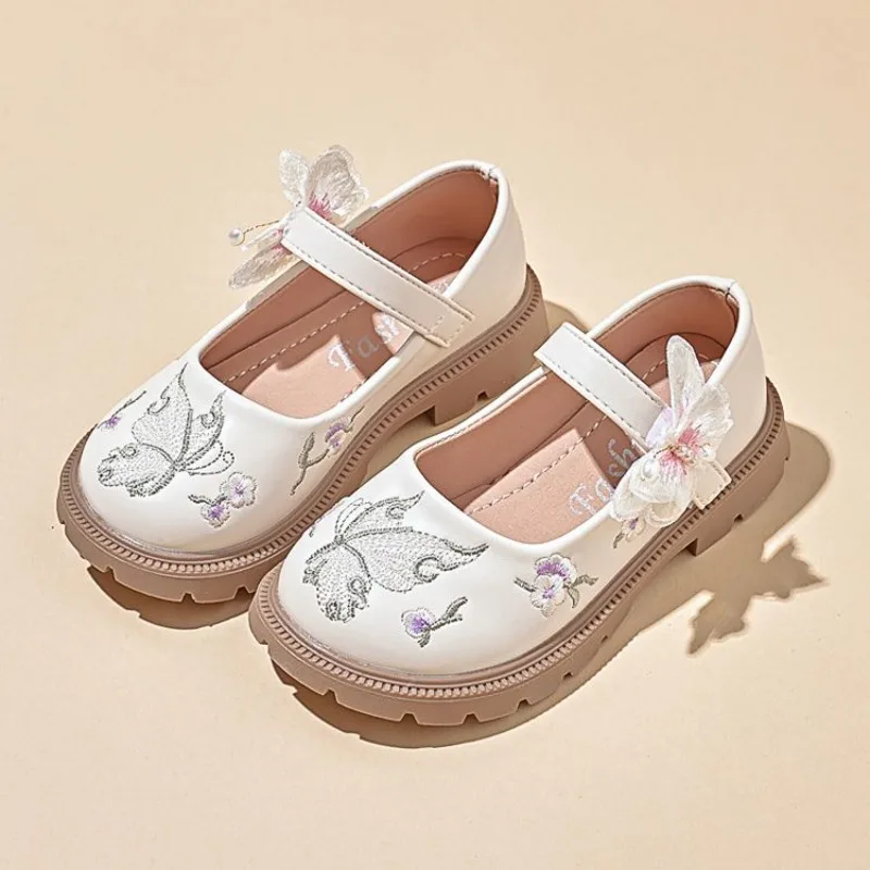 Sweet Embroidery Chinese Style Low Top Leather Shoes for Girls 2026 Spring Autumn Soft Sole Kids Fashion Footwear