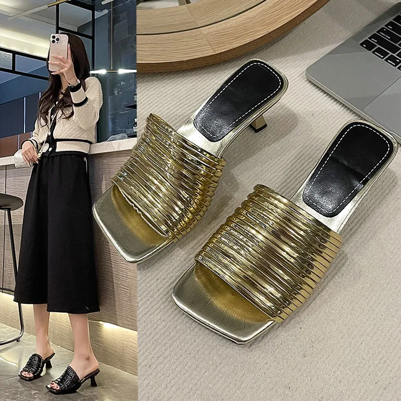 

Новинка 2023 года, женские босоножки на шпильке с квадратным носком, летние блестящие однотонные повседневные полутапочки на высоком каблуке, женские сандалии