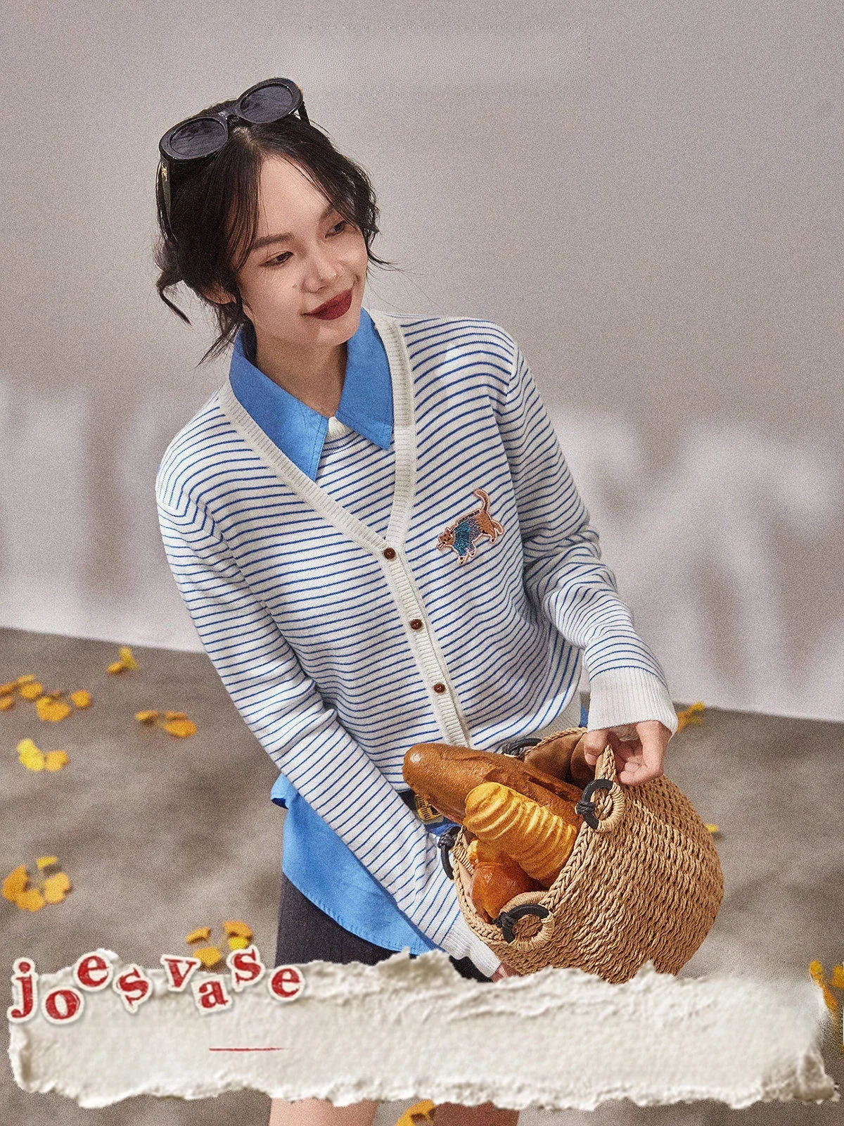 

Loose Blue Sweater Jo And Flower Vase Lab Blue 2025 Autumn New Sle Versatile Sweater Warmth Heating Long Sve Striped Pat...