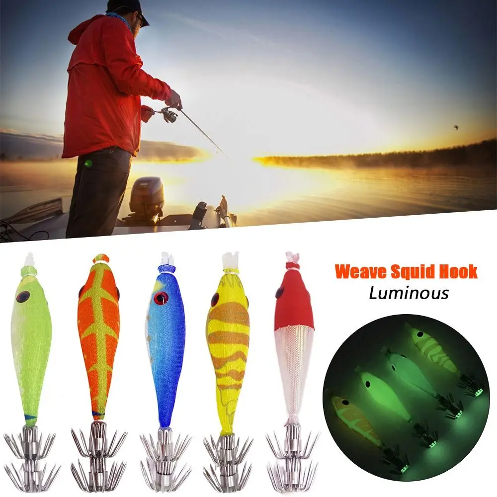 2pcs 68mm 4g Fishing Lure Artificial Squid Hook Jigs Noctilucent Squid Cuttlefish Jigs Lures Spinnerbait Wood Shrimp Sea Fishing