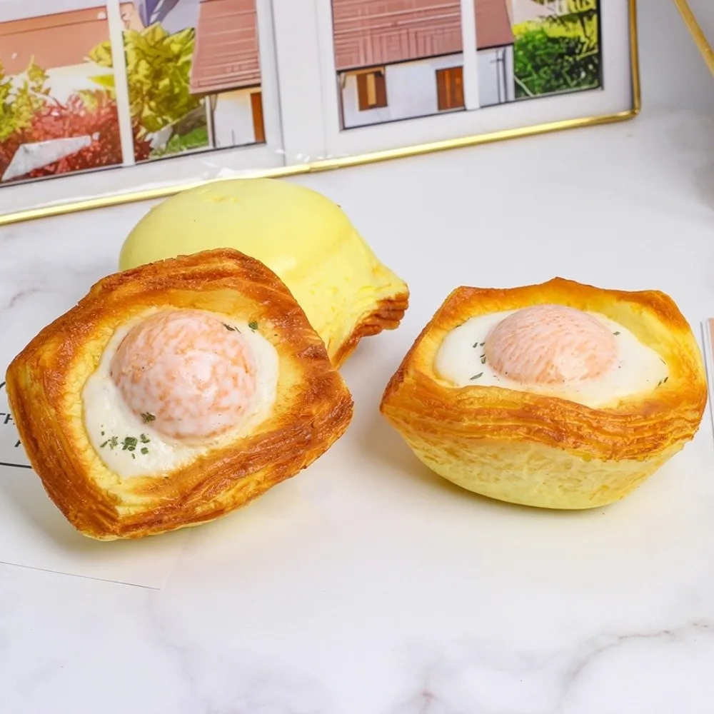 Creative Fried Egg Toast Squishy Anxiety Relief Super Soft Bread Squeeze Comfortable Realistic Simulation Food Pinch