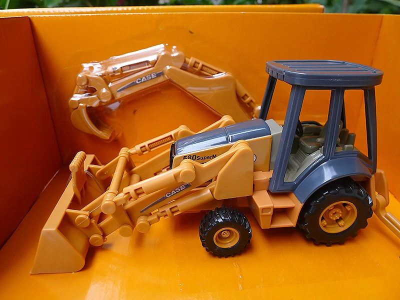 ERTL Diecast Alloy 1:32 Scale 14456 580 Super M Tractor Loader Backhoe Cars Model Adult Classics Toy Gifts Souvenir Display