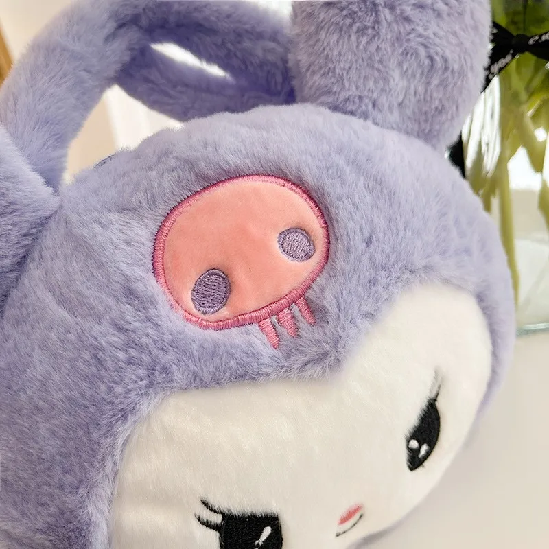 Mini sac en peluche Kuromi SANRIO, sac à main en peluche Kawaii, décor de chambre, jouets de dessin animé mignons, sac initié par l'anime, cadeau pour les filles, 22cm