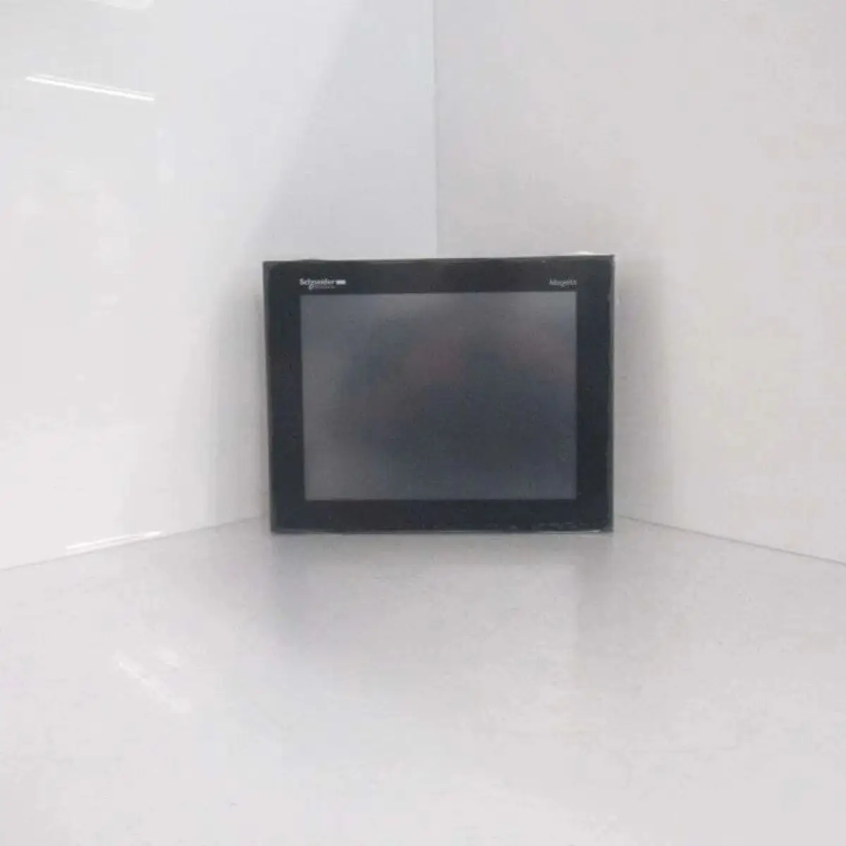 HMIGTO5310 advanced touchscreen panel, Harmony GTO, 640 x 480pixels VGA, 10.4inch TFT, 96MB