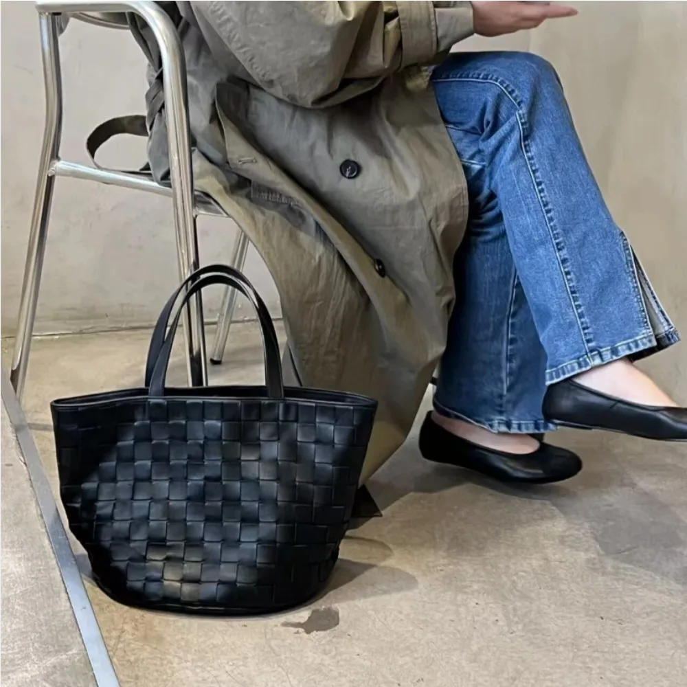 

Light Luxury High Quality Lambskin Handmade Vegetable Basket Handbag Fashion Women's Bag Simple Casual Versatile Large Capacity