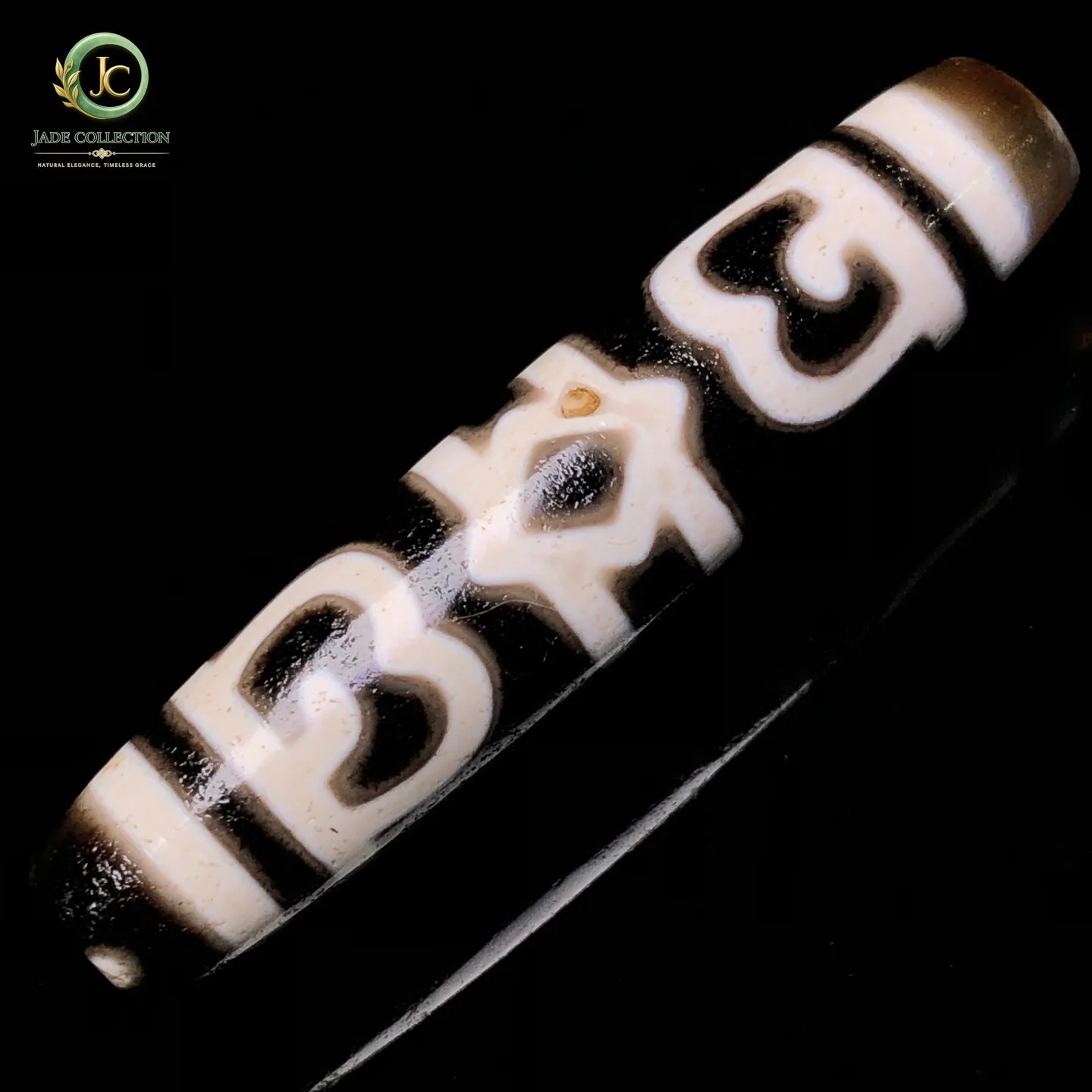 Rare Tibetan Buddhism Agate Lotus Mage Hat Totem Dzi Bead Necklace Pendant G3681