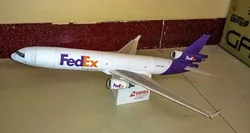 Modello di carta per aerei Fedex MD-11