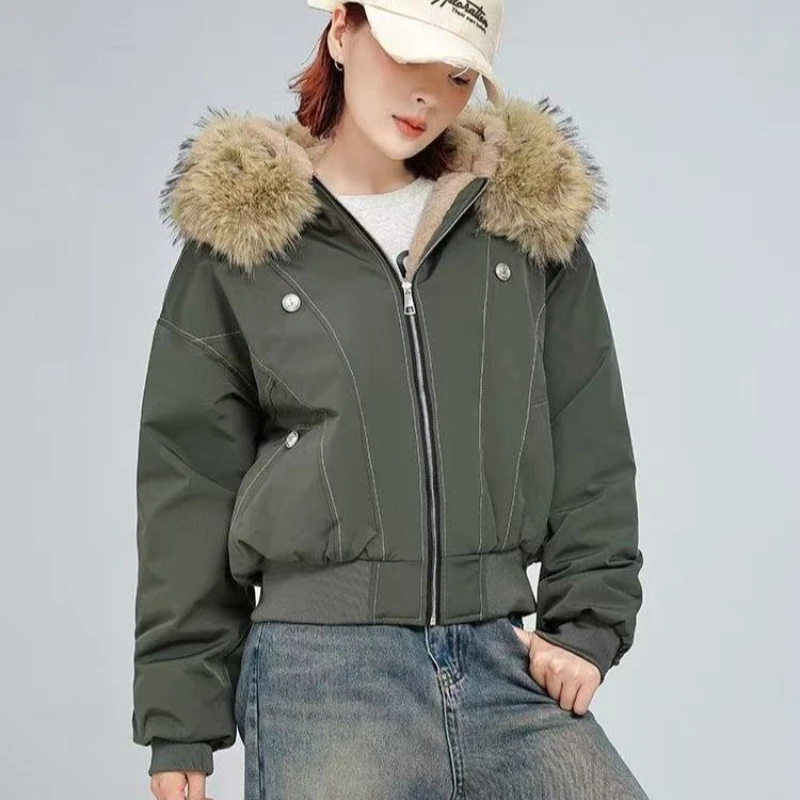 

Женская зимняя теплая приталенная куртка с капюшоном и пушистым меховым воротником в стиле Y2K ретро