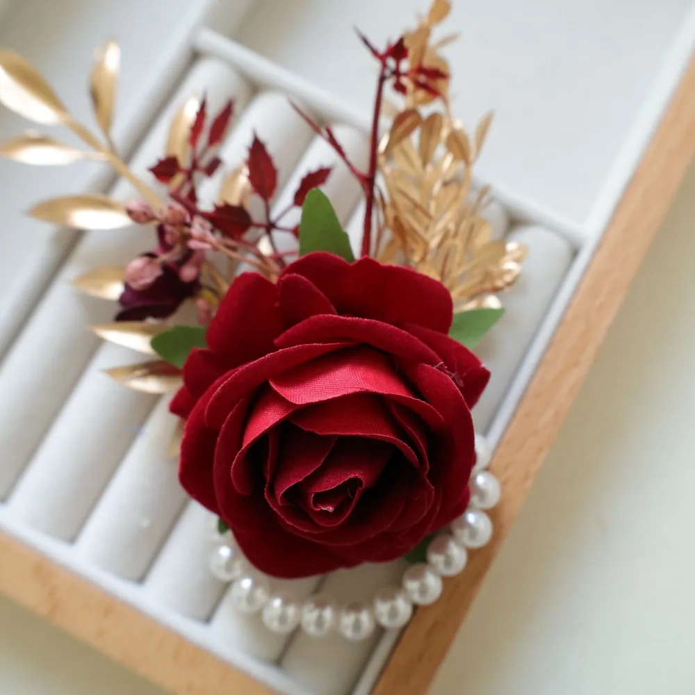 Purpurrote Handgelenk-Corsage und Boutonniere-Blume am Handgelenk für Braut, Brautjungfer, Hochzeit, Boutonniere für Männer, Bräutigam, Trauzeuge, Hochzeit – Detail 6