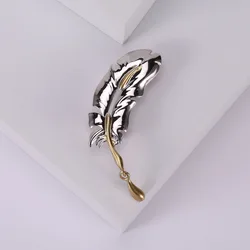 Female Fashion Feather Brooches For Women Men Silver Color Alloy Safety Pins Clothing Suit Coat Accesories Wedding Party Gifts
