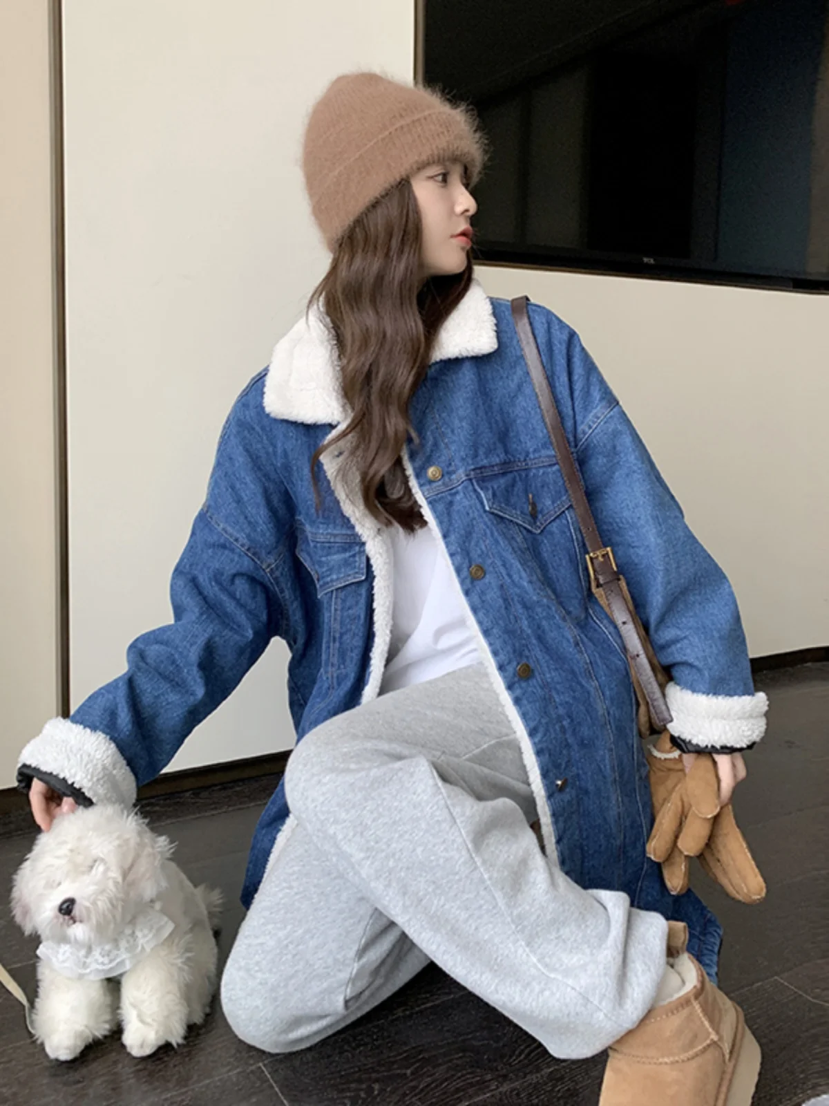 เสื้อแจ็คเก็ตยีนส์คอขนแกะสำหรับผู้หญิง ความยาวปานกลาง สำหรับฤดูหนาว ผ้าฝ้าย Thiened Fce  สไตล์เกาหลี แขนยาว