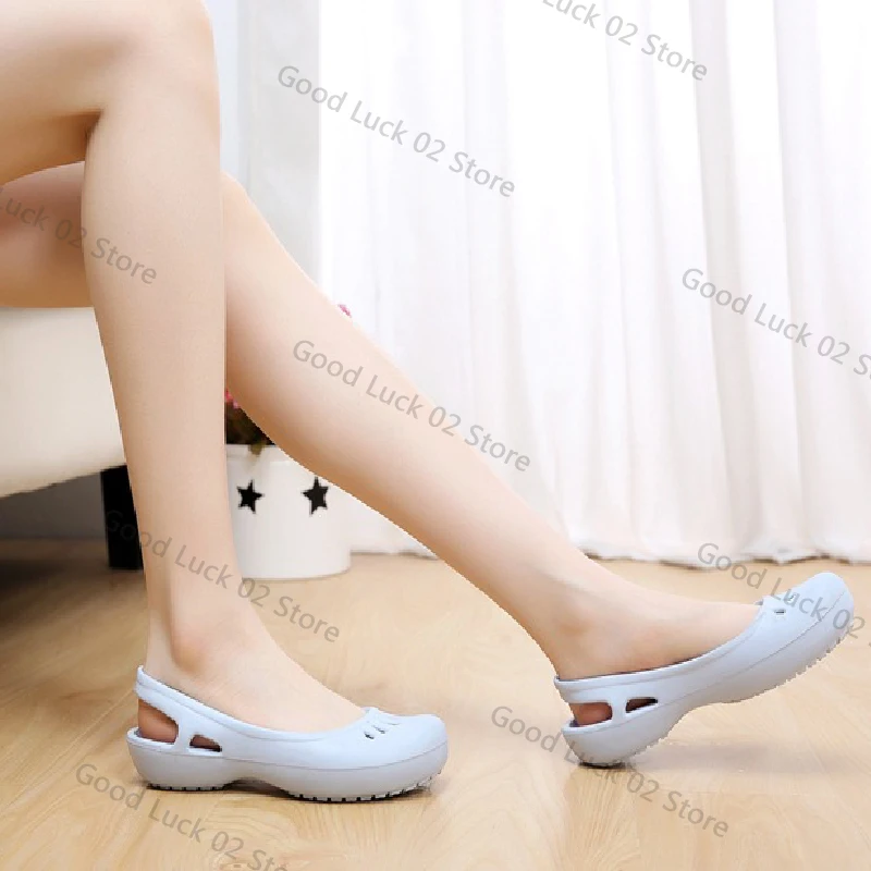 

Новинка лета 202, легкая нескользящая сертифицированная обувь с отверстиями, женские сандалии на плоской подошве, уличные пляжные прозрачные туфли для медсестры