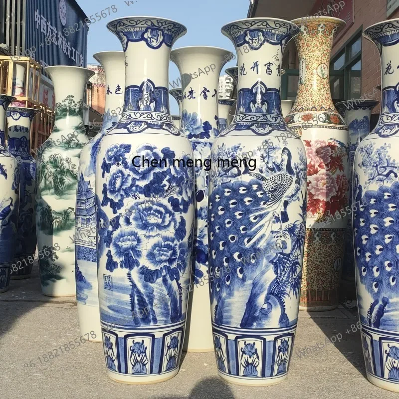 H178Ceramic floor-standing large vase, underglaze color hand-painted blue and white porcelain large ornament