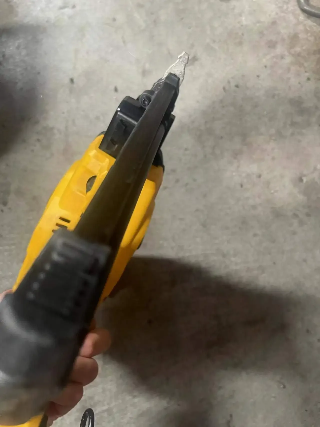 DeWalt DCN680 20-Volt Cordless 18-Gauge Brad Nailer (tool only) USED.SECOND HAND DeWalt DCN680 20-Volt Cordless 18-Gauge Brad N