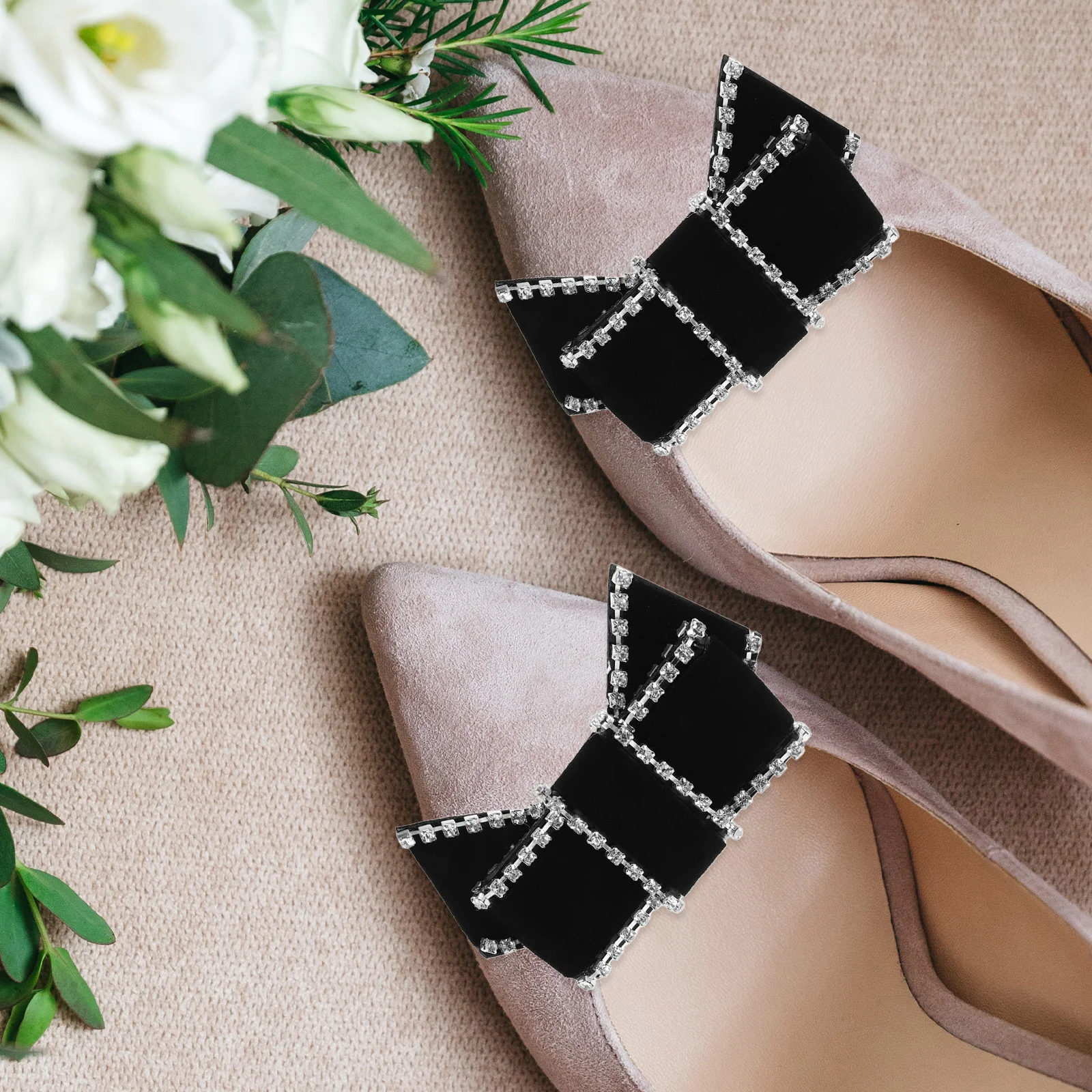 

1Pair Bow Shoe Clips Elegant Crystal Rhinestone Decorative Removable Shoe Charms for Women Wedding Party High Heels