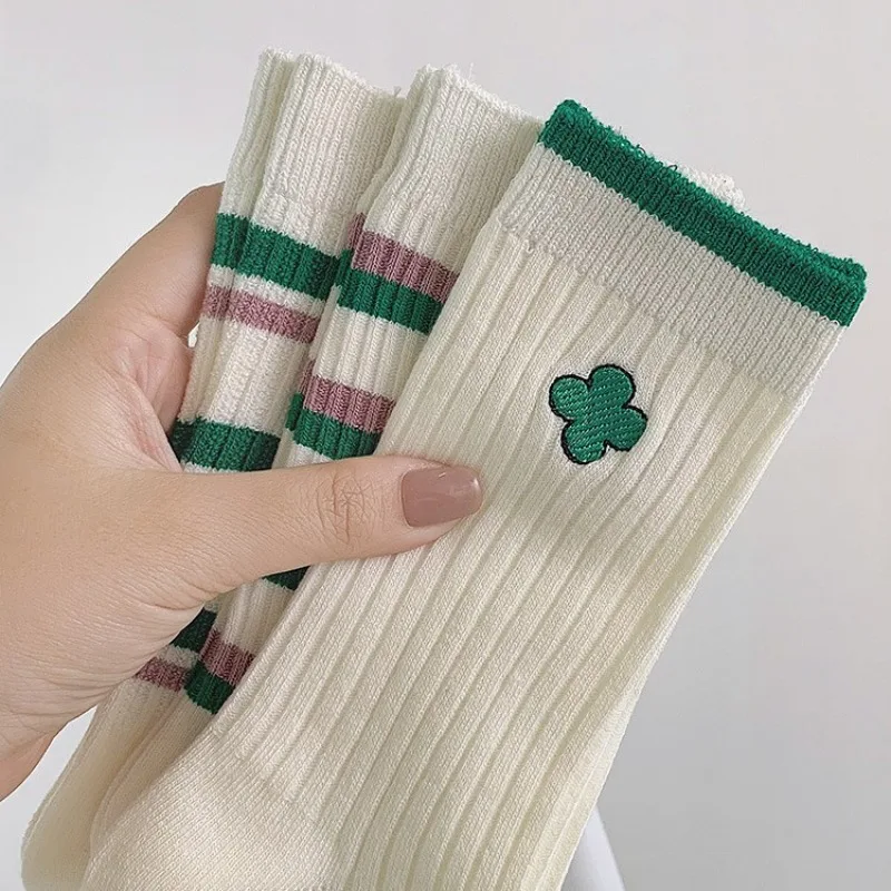 10 أزواج من الجوارب النسائية المعلقة للربيع والخريف جوارب أنبوبية متوسطة غير رسمية مريحة للنساء جوارب نسائية قابلة للتنفس