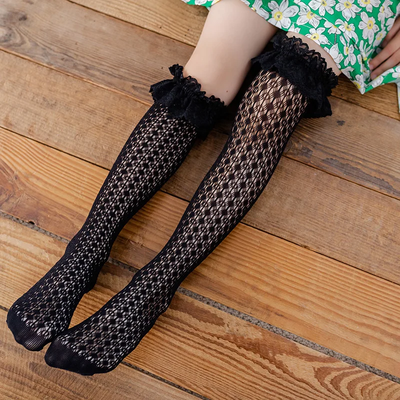 Calcetines largos de malla a cuadros para niñas, bonitos y delicados, con puños de encaje floral, ligeros, transpirables, de punto hueco, cómodos, hasta la rodilla