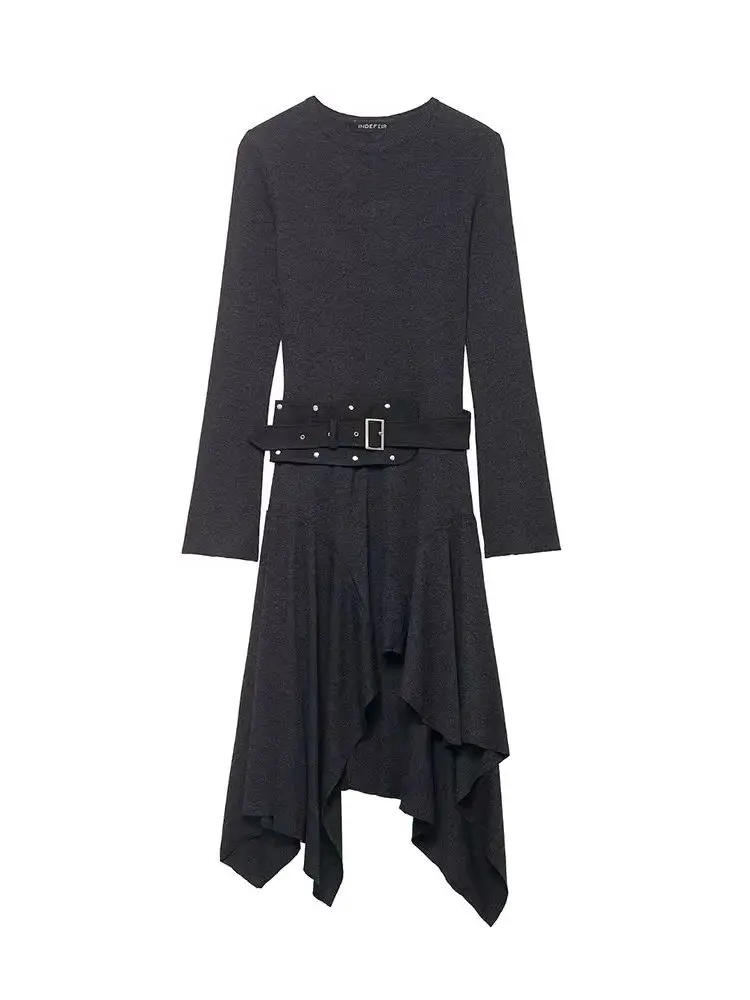 فساتين نسائية صيفية متينة غير متماثلة برقبة دائرية وأكمام طويلة بطيات فساتين نسائية عصرية مع حزام تزيين فستان ميدي مثير #1