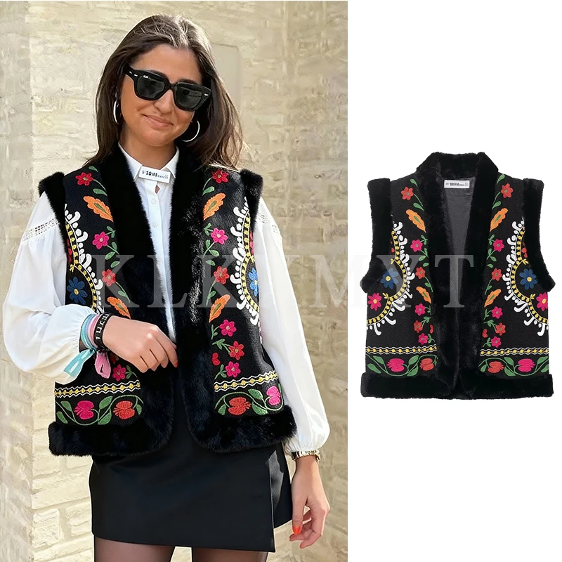

Women Autumn Winter Vest 2025 Women New Fashion Embroidery Fur Splice Sleeveless Vest Women Elegant Hight Street Leisure Top