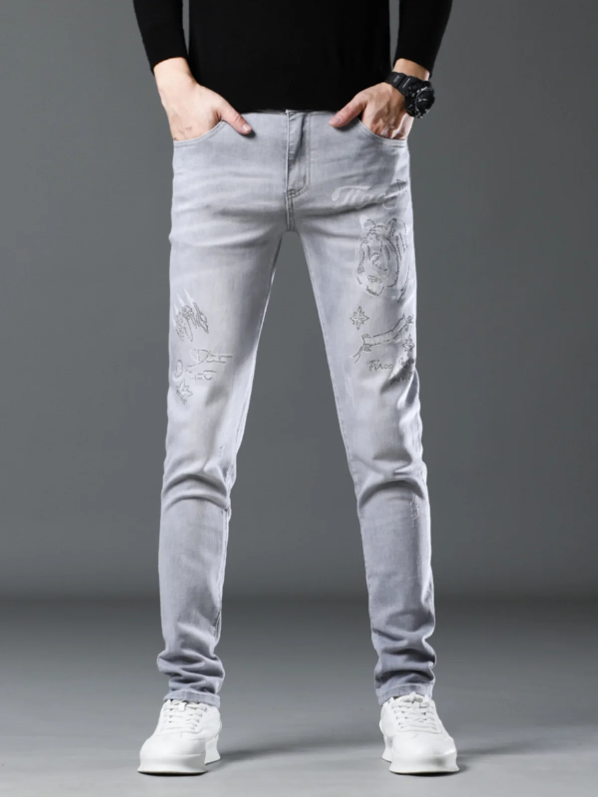 

Elegant Men's Denim Jeans with Rhinestones Casual Slim Fit Elastic Autumn Trendy Grey White Long Pants Youth Wear Cotton Stretch