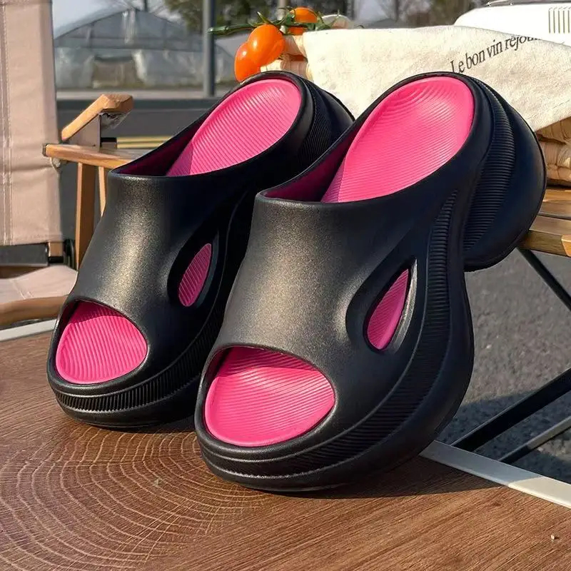 

2025 разноцветные женские тапочки на массивной платформе, летние пляжные шлепанцы на толстой подошве, женские уличные нескользящие босоножки на танкетке из ЭВА