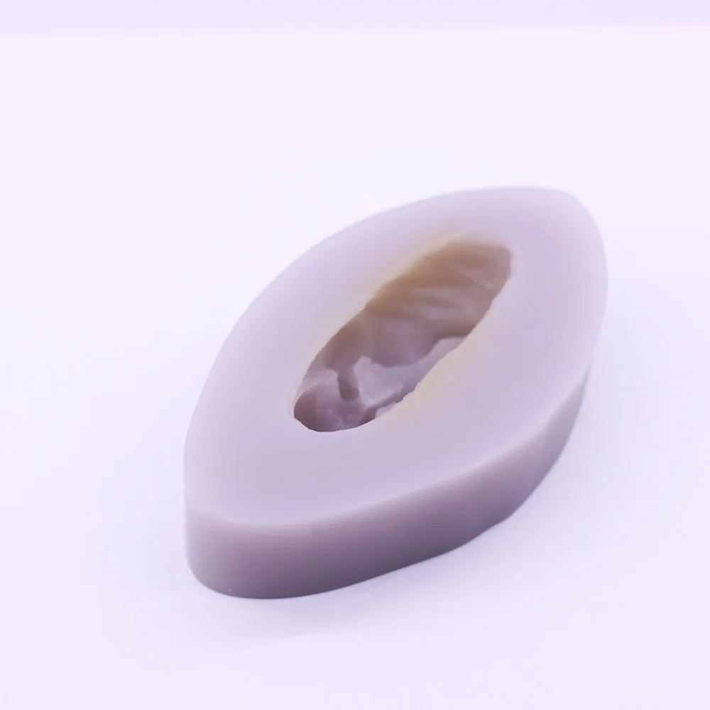 3D Leaf Shaped Silicone Mold Baby Swaddle for Newborn Sleep Sugarcraft Cake Decorating Chocolate Candy DIY Resin Mould