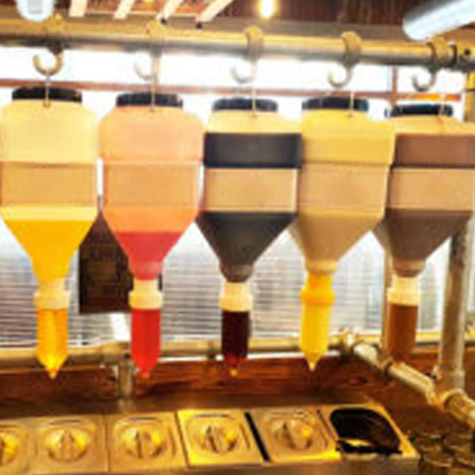 3.5L Hanging Sauce Dispenser Squeeze Bottle Sauce Bottle Sauce Squeeze Bottle Hanging Sauce Dispenser Large Diameter