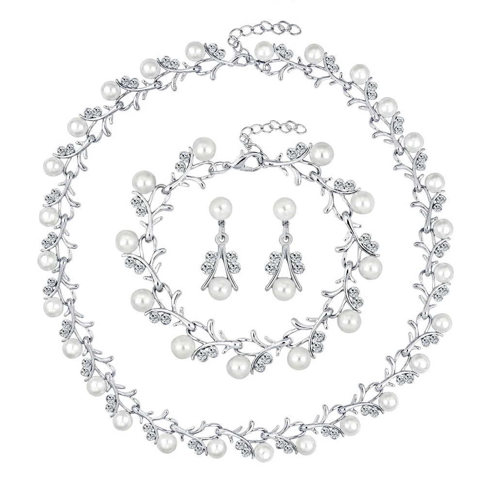 

Pearl Necklace Set Rhinestone Earrings Bracelet Choker Women Bridal Party Jewelry Sweetness Classic Design Match Dress Shirt
